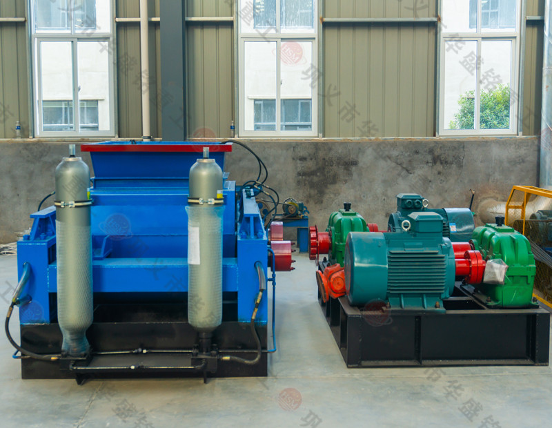 石頭制砂用什么制砂機(jī)機(jī)？液壓對輥制砂機(jī)合適嗎？