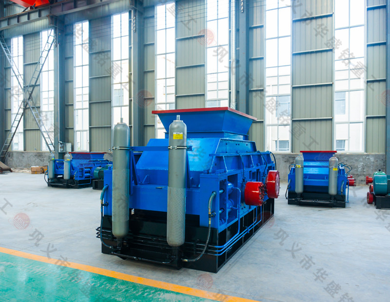 全套石英砂生產(chǎn)線設(shè)備有哪些？8080對(duì)輥制砂機(jī)價(jià)格如何？